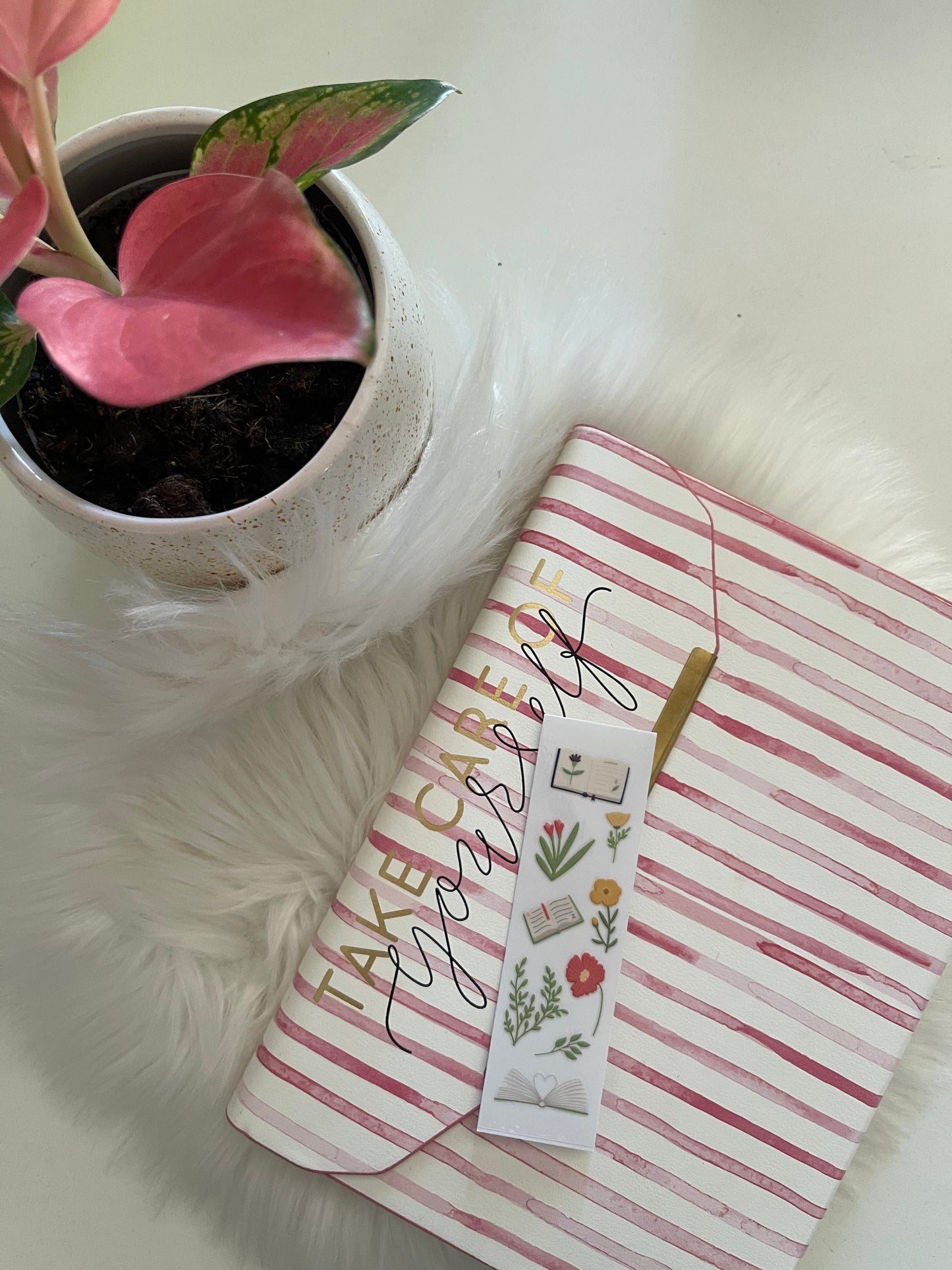 Floral bookmark wrap